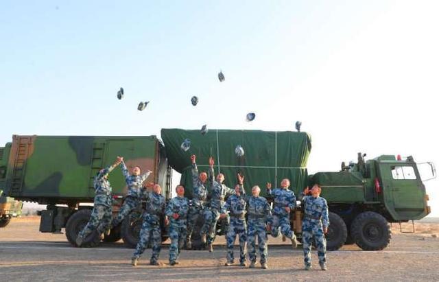 “战区司令部”和“陆军司令部”有何区别？