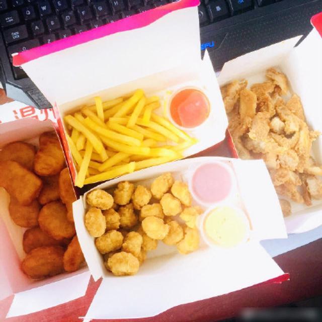 超牛炸鸡店被指取名太低俗，被罚款还被要求更名