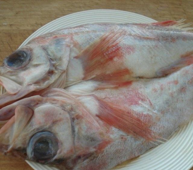 清蒸冰岛红鱼，原汁原味，肉质鲜美软嫩！