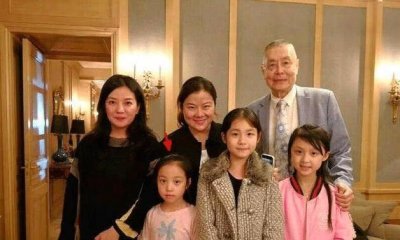 ​赵薇千万酒庄摆豪华晚宴，化精妆亲自招待宾客，与女儿呆萌合影！