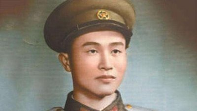 ​抗美援朝一等功臣，放弃工作回乡务农，42年后为孙子参军拿出证书