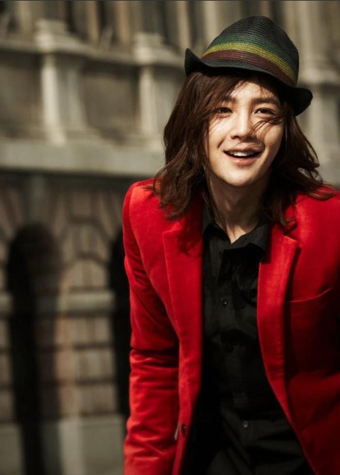 盘点: 留过长发的男星, 哥哥张国荣长发造型沧桑又帅气