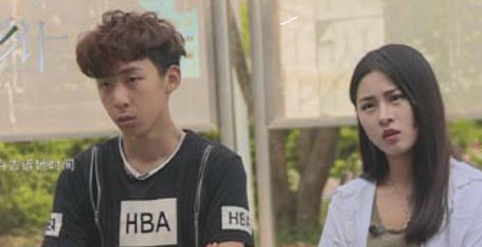 杨馥宇孙琦皓4年后合影, 长相大变让人认不出, 网友: 黄圣杰呢?