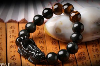 ​黑曜石貔貅的功效与作用 招财辟邪好处多