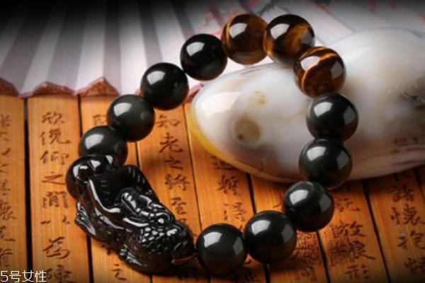 黑曜石貔貅的功效与作用 招财辟邪好处多