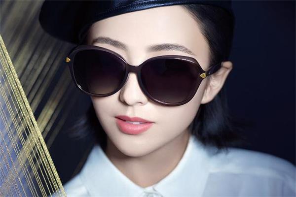 派丽蒙太阳镜价格 价位很亲民 派丽蒙太阳镜价格 价位很亲民