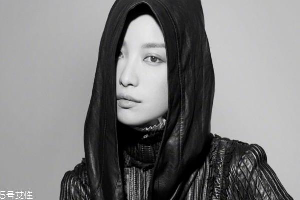 秋季痘痘肌怎么补水 做好这3点就够了