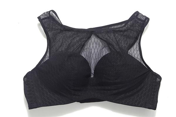 内衣会往上移怎么回事 内衣会影响胸的发育吗 内衣会往上移怎么回事 内衣会影响胸的发育吗