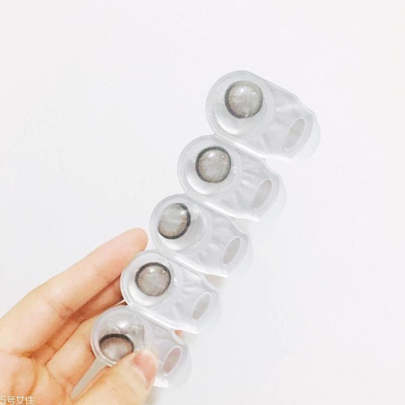 美瞳14.2适合内双吗 女生美瞳直径多大合适 美瞳14.2适合内双吗 女生美瞳直径多大合适