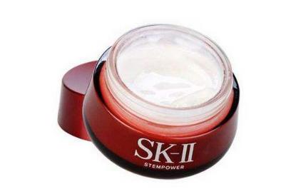 sk2大红瓶面霜与百优面霜哪个好？sk2大红瓶属于贵妇面霜