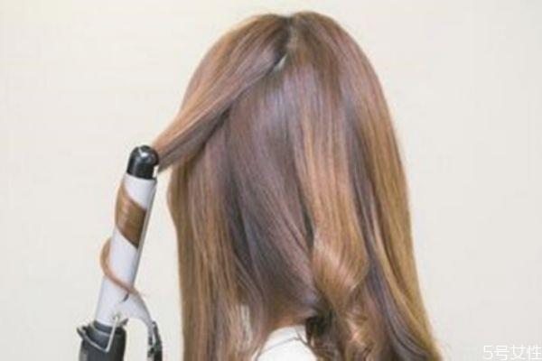 怎样让刘海变直不用拉 怎样让刘海变直不用拉