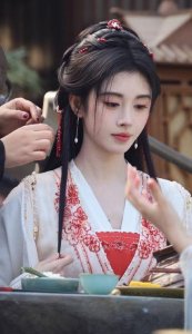 ​鞠婧祎百科（一分钟了解鞠婧祎）