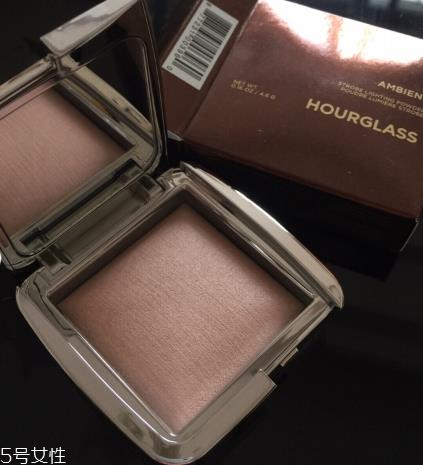 hourglass高光粉饼怎么样 hourglass高光粉饼 hourglass高光粉饼怎么样 hourglass高光粉饼