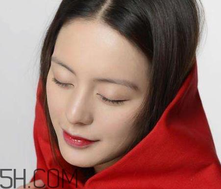 无花果妆怎么画 无花果妆画法步骤 无花果妆怎么画 无花果妆画法步骤