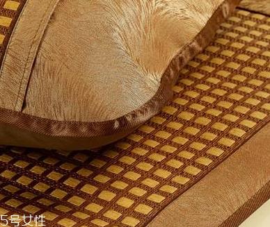 藤席和竹席哪个好 夏天必备单品 藤席和竹席哪个好 夏天必备单品