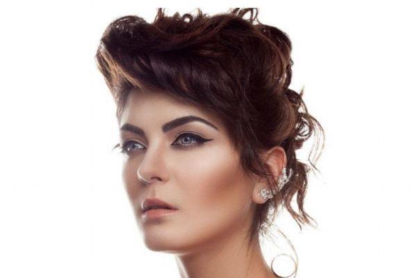 下巴需要定期去角质呢 如何判断是否要去角质呢 下巴需要定期去角质呢 如何判断是否要去角质呢