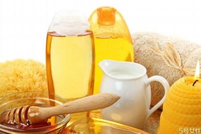 ​自制蜂蜜磨砂膏方法 如何自制蜂蜜磨砂膏