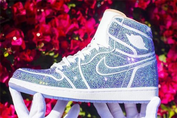 aj1 northern light北极光多少钱 奢华定制款 aj1 northern light北极光多少钱 奢华定制款