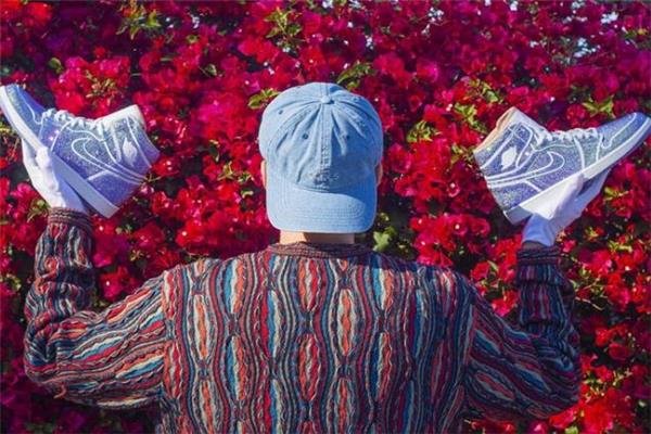 aj1 northern light北极光多少钱 奢华定制款 aj1 northern light北极光多少钱 奢华定制款