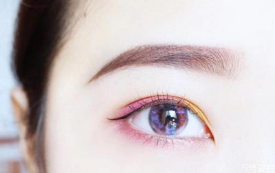 ​美瞳贴太紧怎么取下来 美瞳怎么用吸棒吸下来