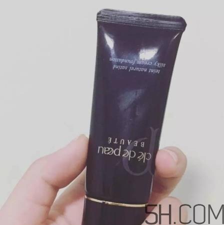 粉调和黄调哪个更白?亚洲人用粉调还是黄调 粉调和黄调哪个更白?亚洲人用粉调还是黄调