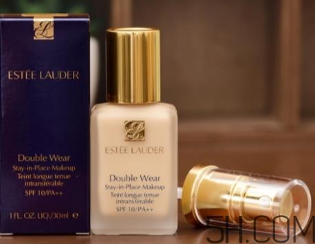 粉调和黄调哪个更白?亚洲人用粉调还是黄调 粉调和黄调哪个更白?亚洲人用粉调还是黄调