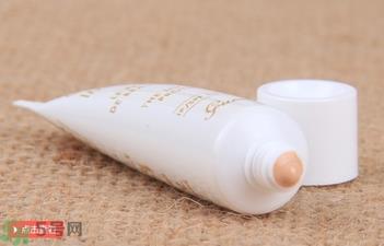 脸部防晒用什么护肤品好?脸上防晒哪个牌子好? 脸部防晒用什么护肤品好?脸上防晒哪个牌子好?