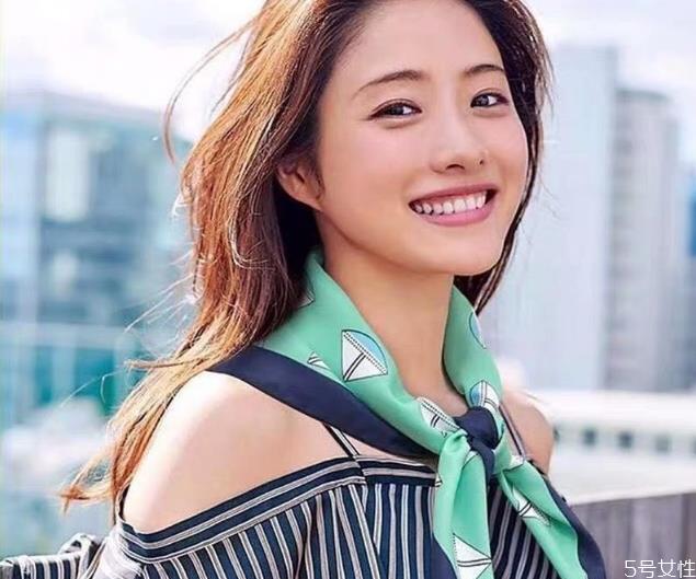 丝巾怎么保养 丝巾的清洗方式 丝巾怎么保养 丝巾的清洗方式