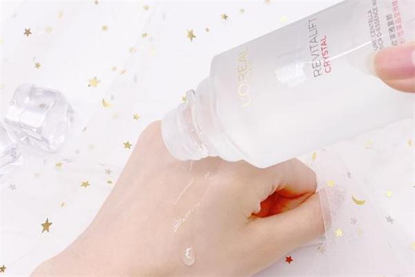 欧莱雅晶莹水怎么样 欧莱雅晶莹水是水还是精华 欧莱雅晶莹水怎么样 欧莱雅晶莹水是水还是精华