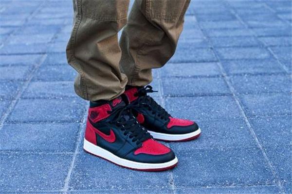 aj1禁穿和小禁穿区别 经典不可替代