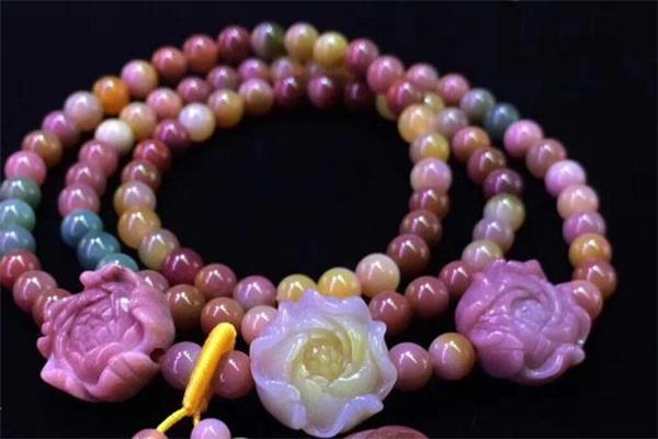 盐源玛瑙可以碰水吗 盐源玛瑙能戴着洗澡吗 盐源玛瑙可以碰水吗 盐源玛瑙能戴着洗澡吗