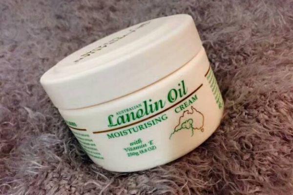 绵羊油面霜的功效 绵羊油面霜的作用 绵羊油面霜的功效 绵羊油面霜的作用