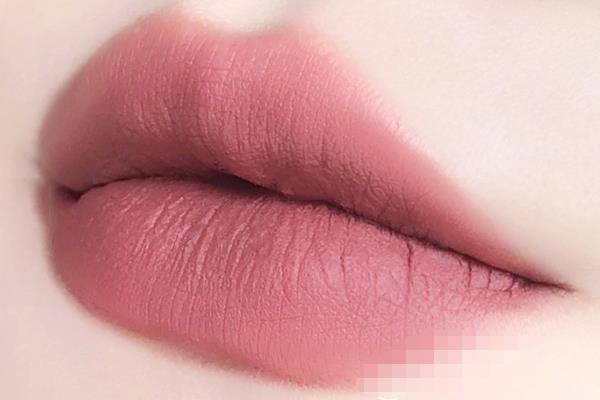 阿玛尼102是什么颜色 阿玛尼102适合黄皮吗 阿玛尼102是什么颜色 阿玛尼102适合黄皮吗