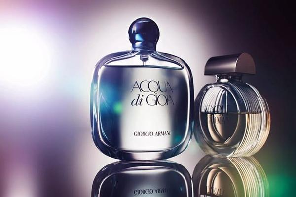 香水喷多了怎么补救 香水喷多了对身体有什么害处 香水喷多了怎么补救 香水喷多了对身体有什么害处