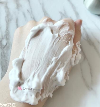 嘉娜宝玫瑰洁面好用不 嘉娜宝玫瑰花洗面奶