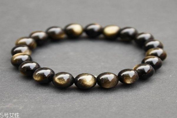 金曜石盛产在什么地方呢 什么时候不能戴金曜石呢 金曜石盛产在什么地方呢 什么时候不能戴金曜石呢