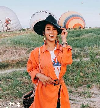 长脸适合什么草帽 长脸戴什么草帽好看 长脸适合什么草帽 长脸戴什么草帽好看