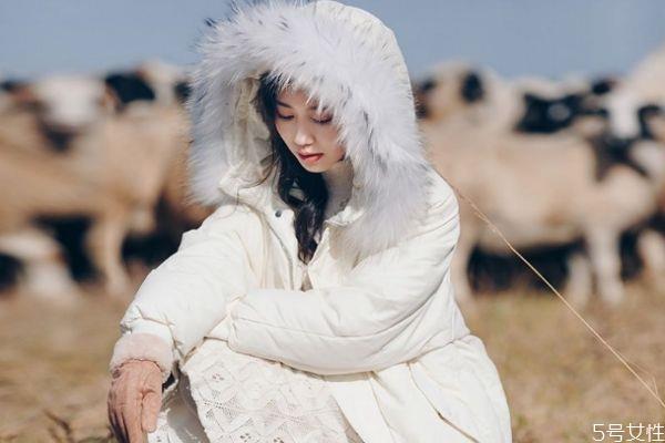 8到12度穿羽绒服吗 一般多少度开始穿羽绒服 8到12度穿羽绒服吗 一般多少度开始穿羽绒服