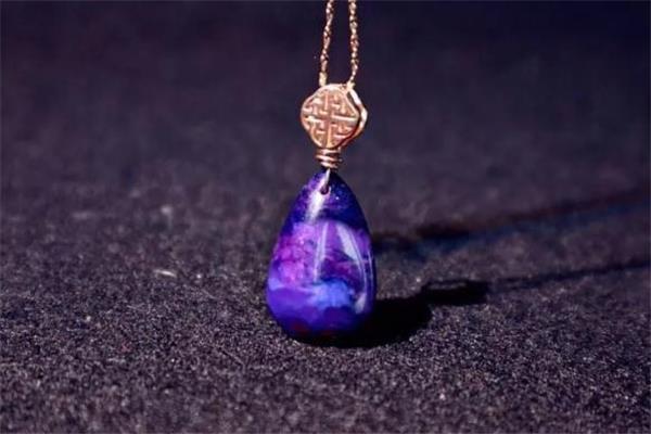 舒俱来适合什么人戴 哪些人不适合戴舒俱来 舒俱来适合什么人戴 哪些人不适合戴舒俱来