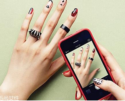 甲油胶会致癌吗 甲油胶用了会得癌症吗 甲油胶会致癌吗 甲油胶用了会得癌症吗