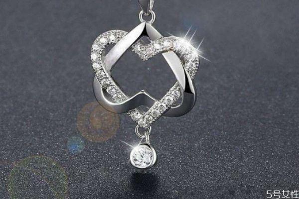 925银应该怎么样保养呢 洗澡925银饰品要取下吗