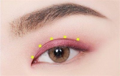 ​眼影能不能当腮红用 眼影能当眉粉画眉吗