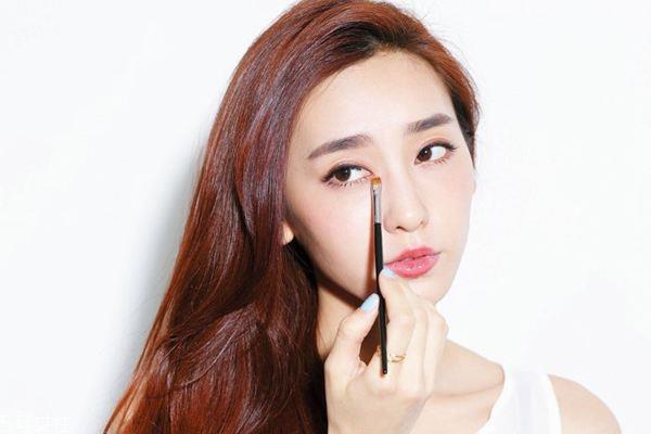 棕色睫毛膏适合什么人 这种颜色很挑人 棕色睫毛膏适合什么人 这种颜色很挑人