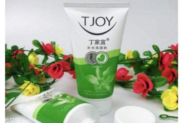 丁家宜适合什么年龄人群呢 丁家宜的明星产品有什么呢 丁家宜适合什么年龄人群呢 丁家宜的明星产品有什么呢