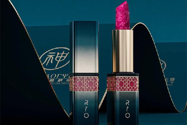 花西子口红会不会掉色 花西子口红会沾杯吗 花西子口红会不会掉色 花西子口红会沾杯吗