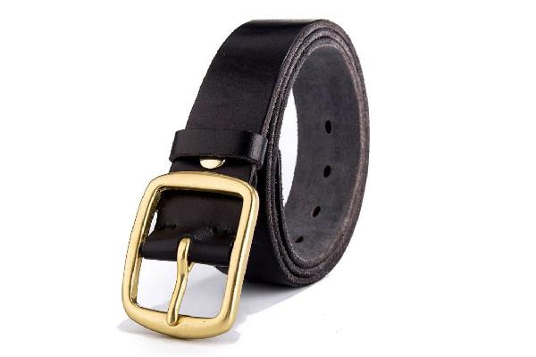 皮带有裂痕怎么处理 皮带放久了会坏吗 皮带有裂痕怎么处理 皮带放久了会坏吗