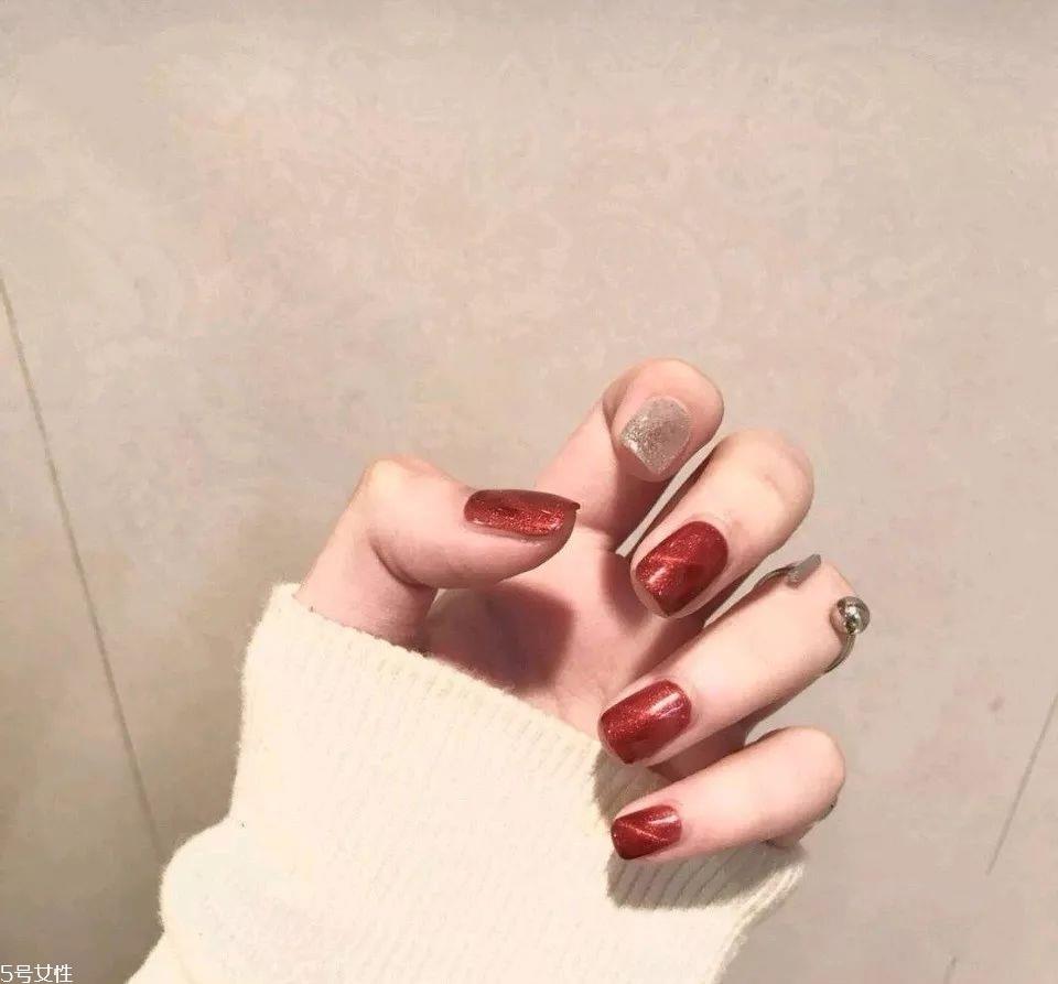 过年适合做什么美甲 get起来让你做整条街最闪亮的妞 过年适合做什么美甲 get起来让你做整条街最闪亮的妞