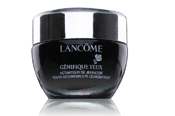 兰蔻眼霜有酒精味正常吗 兰蔻眼霜是什么味道的 兰蔻眼霜有酒精味正常吗 兰蔻眼霜是什么味道的