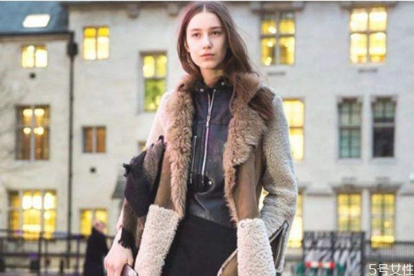 羊羔毛起球怎么清理 羊羔毛起球怎么办