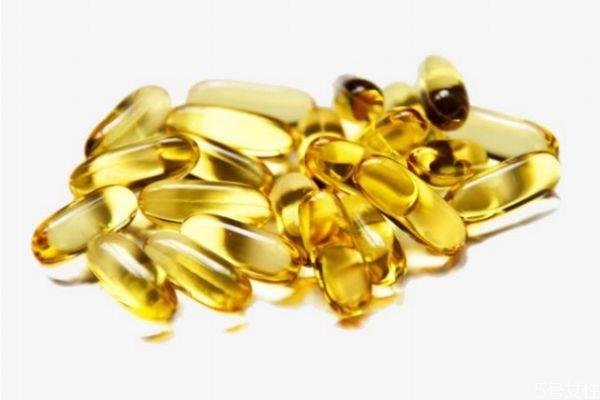 鱼肝油能擦脸吗 鱼肝油能擦脸有什么功效 鱼肝油能擦脸吗 鱼肝油能擦脸有什么功效